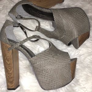 Jessica Simpson Dany Platform